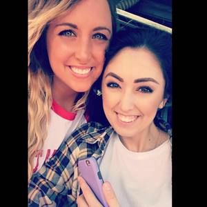 Meet your Posher, Hayley